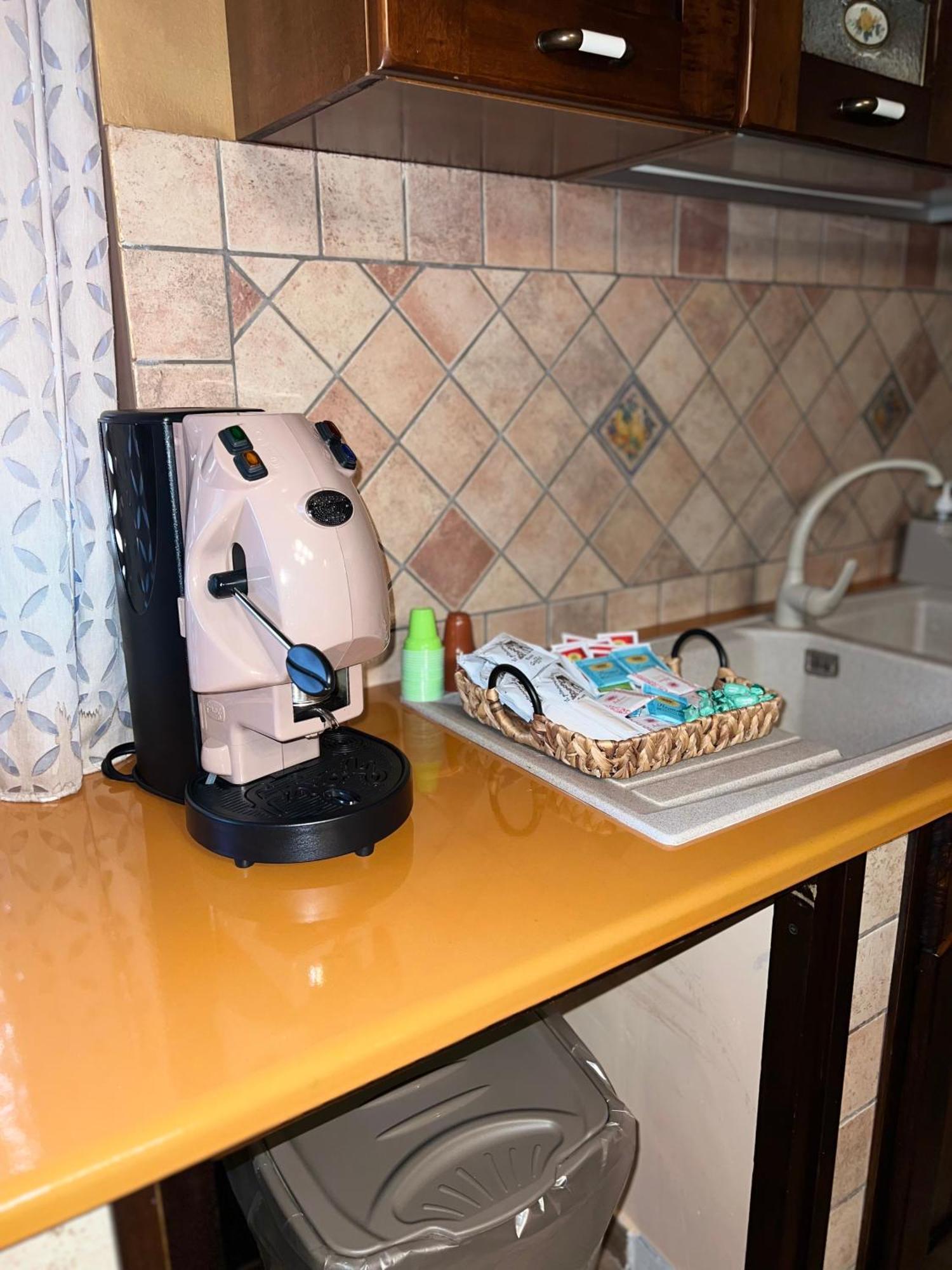 Bacio Del Sole Apartment Palermo Kültér fotó